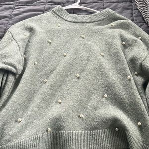 Pearl sweater